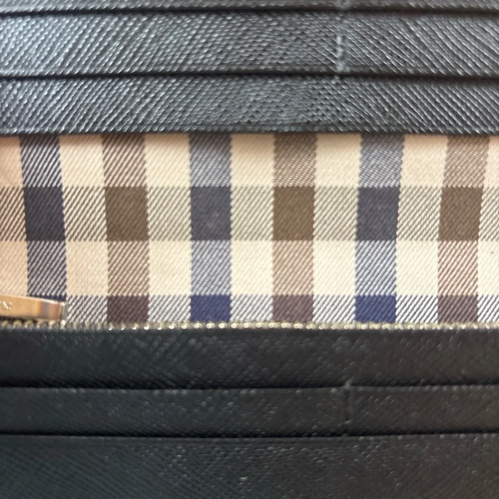 Aquascutum Leather Continental Wallet – New Without Tags - Picture 9 of 9